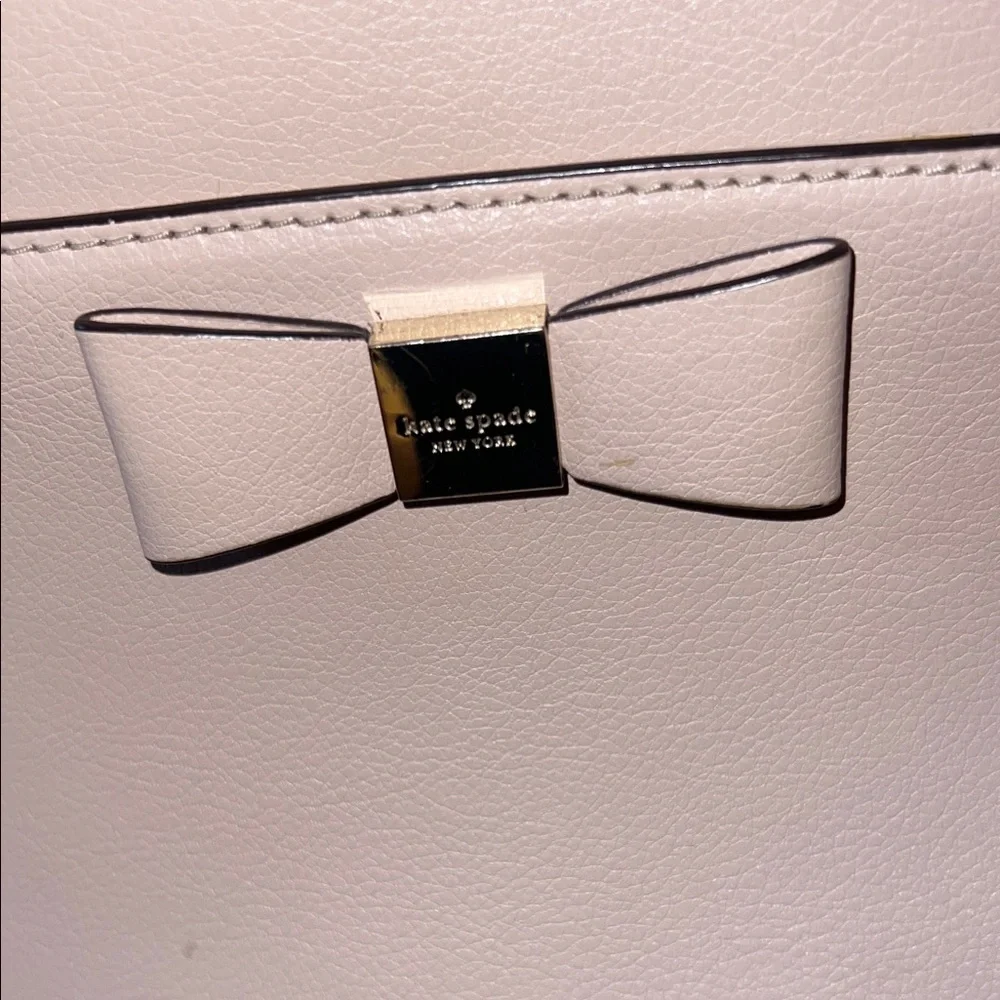 Kate Spade Light Pink Crossbody Bag with Chain Strap